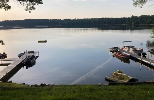 Menahga Cabin | Serene lakefront cabin with AC in Menahga - 4 bedrooms available