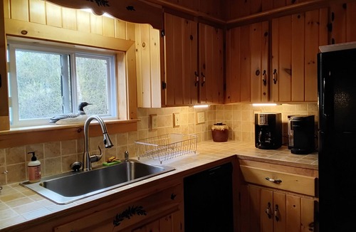 Ellsworth House | Serenity and Privacy on Webb Pond