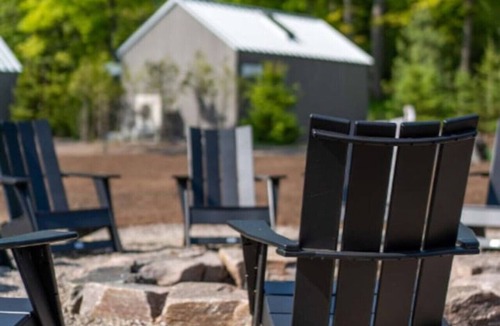 Algonquin Highlands Cabin | Serenity by the Lake at Dimensions | Cabin Three