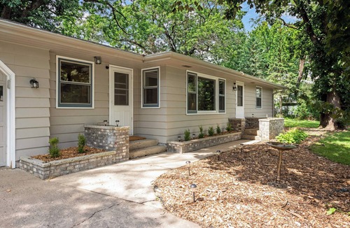 Plymouth House | Serenity near the lakes and quick access to Minneapolis