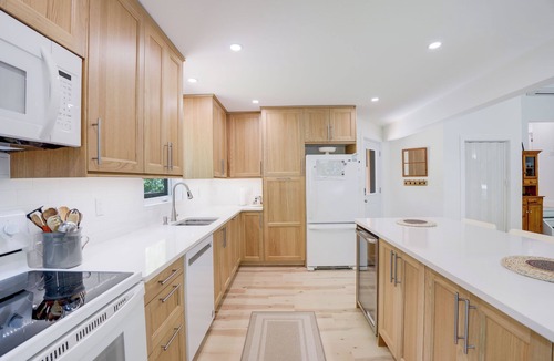 Haliburton Cottage | Serenity Now!nBeautiful Drag Lake. Beach, dock, hot tub and fire pit. Flat lot.