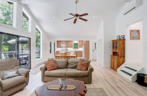 Haliburton Cottage | Serenity Now!nBeautiful Drag Lake. Beach, dock, hot tub and fire pit. Flat lot.