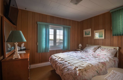 Dongola Cottage | Shadow Lake Cottage -Kawartha Lakes
