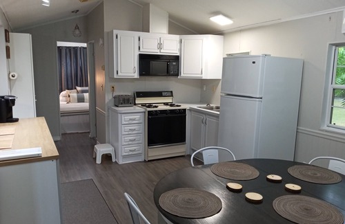 Sherkston Cottage | Sherkston Shores Resort, Lake Erie!