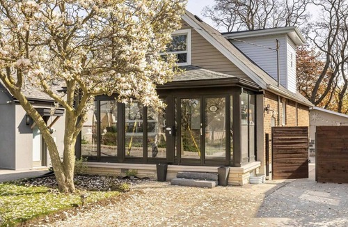 Toronto House | Short term rental for 2 bedroom basement unit.