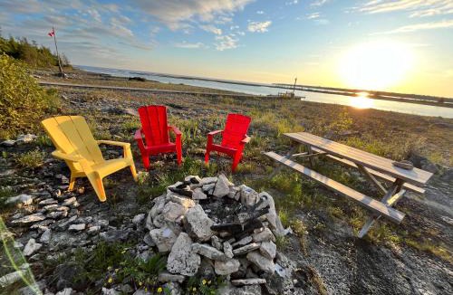 Tobermory House | Silver Birch Waterfront Cottage