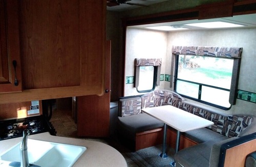 Algoma District Apartment | Simple and Quiet on the river