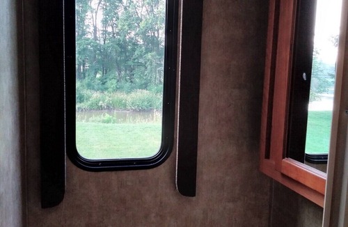 Algoma District Apartment | Simple and Quiet on the river