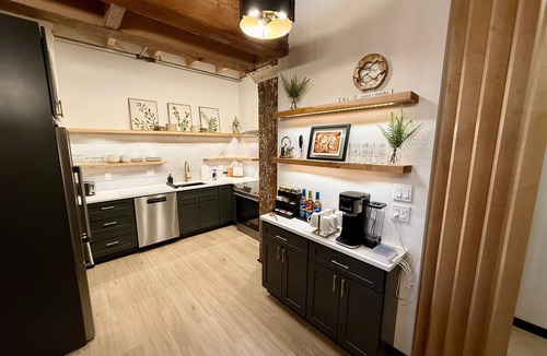 Canal Park Condo | Skøl Hüs | The Brix | Pool in Canal Park!