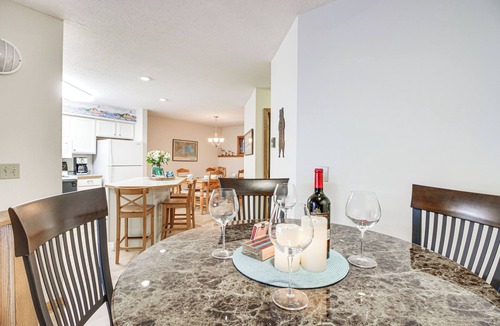 Tofte Apartment | Ski, Hike, Bike, Relax: Tofte Townhome w/Deck!