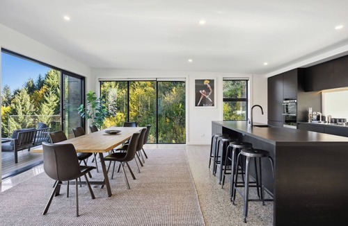 Frankton Villa | Sky Villa 1B