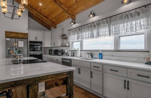 Williamstown House | Sleeps 30 | 2 Pools | Pickleball Court | 2 Homes