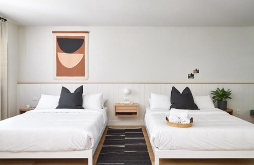 Calabogie Hotel | Somewhere Inn Calabogie