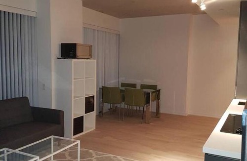 St. Lawrence Apartment | Spacious 1 Bedroom Condo - Downtown Toronto -