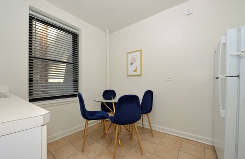 Midtown East Apartment | Spacious 2-BDS apartment on Famous 5th Ave & Midtown East, Elevator Bldg.