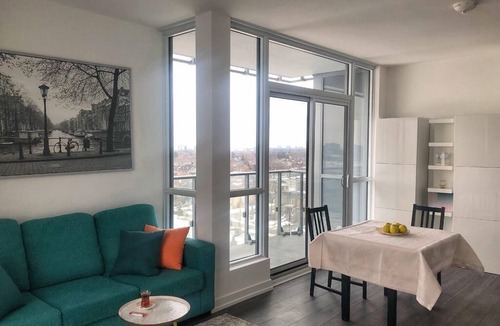North York Condo | Spacious 2 bed-2 bath condo with everything you need