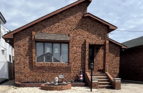 Wildwood Crest House | Spacious 4-BDRM home in Wildwood Crest-3 blocks to the beautiful white beaches