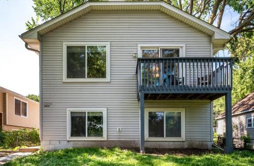 Columbia Heights Apartment | Spacious 4BR Home in Minneapolis - Pet Friendly!