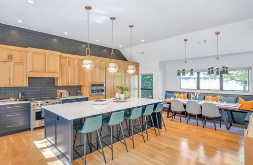 Westhampton Beach House | Spacious and Modern Westhampton Beach Home, Close to Beaches and Town,.