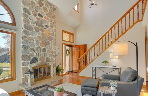 Chanhassen House | Spacious Chanhassen Vacation Rental w/ Lake Access
