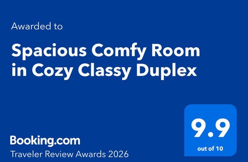 Canarsie House | Spacious Comfy Room in Cozy Classy Duplex
