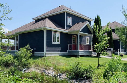 Port Stanton Cottage | Spacious Cottage on Sparrow Lake in Muskoka