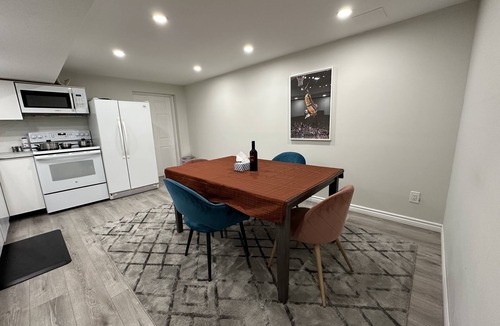 Bayview Village House | Spacious cottage style ground level unit