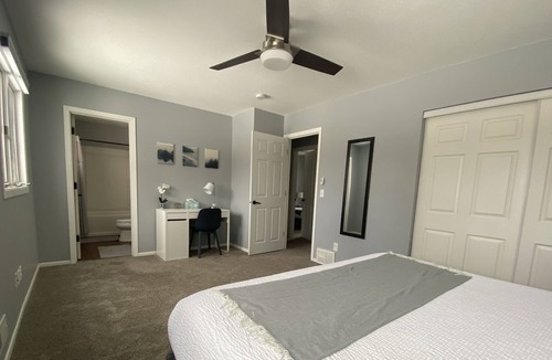 Brooklyn Park House | Spacious Family Home and Private Attached Studio