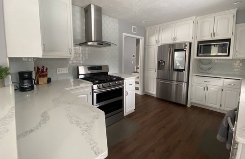 Brooklyn Park House | Spacious Family Home and Private Attached Studio