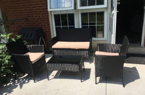 London House | Spacious Family Sized Townhouse with Fireplace, Patio , Parking