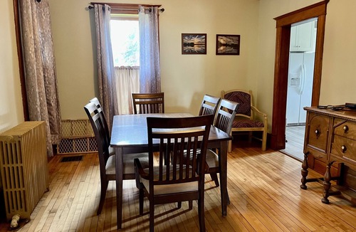 Wabasha House | Spacious Historic Gem with Modern Features