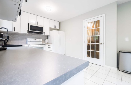 Thornhill House | Spacious Home In Heart Of Thornhill