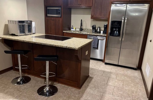 Maplewood House | Spacious MIL Suite near 3M