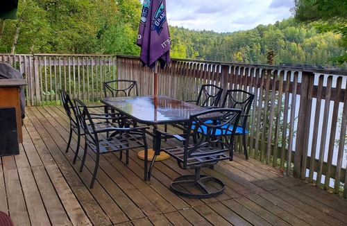 Hastings Highlands Cottage | Spacious open concept 3 bedroom cottage on beautiful Baptiste Lake
