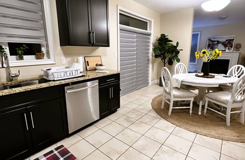 London House | Spacious Private Comfortable Home