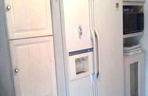 East Flatbush House | Spacious, quiet and cozy Townhome Apartment Brooklyn.