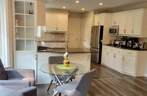 Grand Bend House | Spacious riverfront cottage in Grand Bend, ON, with stunning views and comfort!