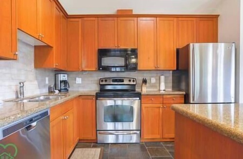 East Kootenay House | Spacious South facing 3BDRM at Pinnacle Ridge