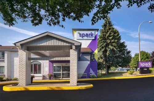 Brockville Hotel | Spark by Hilton Brockville
