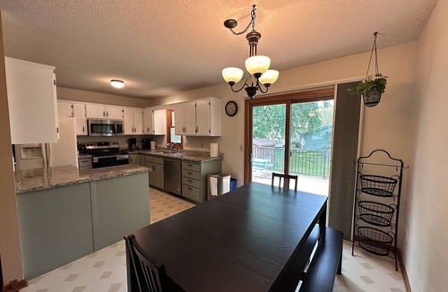 Shakopee House | Split-Level Simplicity in Shakopee - a simple home away from home.