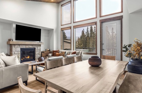 Canmore House | Spring Creek Vacations 4 BR Villa TMV4