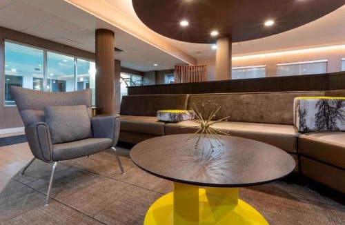 Kutzky Park Hotel | SpringHill Suites Rochester Mayo Clinic Area/Saint Marys