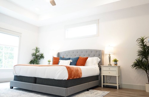 Hermantown House | Square 37 | Beautiful Modern Home