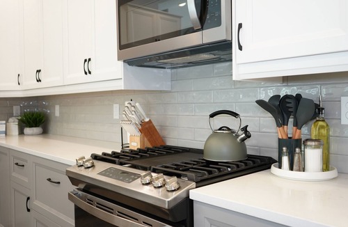 Hermantown House | Square 37 | Beautiful Modern Home