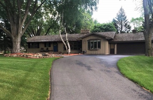 Bayport House | St. Croix River Private Sanctuary W/Heated pool!!