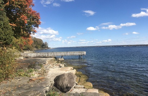 Elizabethtown-Kitley Cottage | St. Lawrence Riverfront S/W exposure, clean shoreline ,shallow & deep water