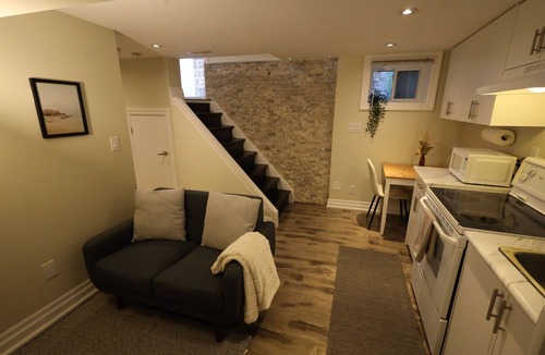 Woodbine Heights Apartment | Steps from Woodbine Station! Private apartment just off the Danforth