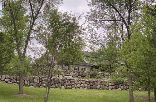 Clearwater House | Stirling's - Farm stay hosted by Diane. Dogs and chickens on the property