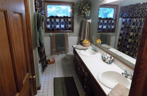 Lake Elmo House | StoneWall House