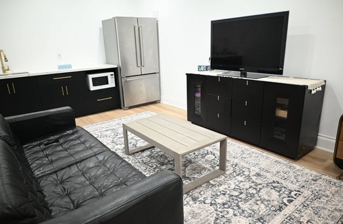 Caledon Apartment | Studio Apartment in the heart of Caledon